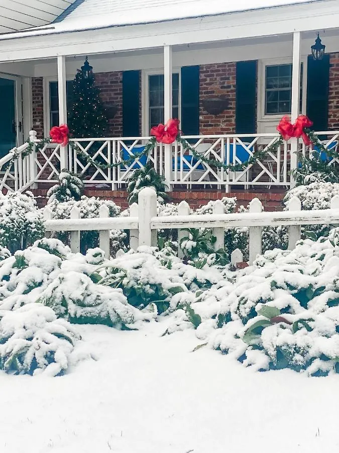 Bed & Breakfast Colonial Gardens B & B Williamsburg